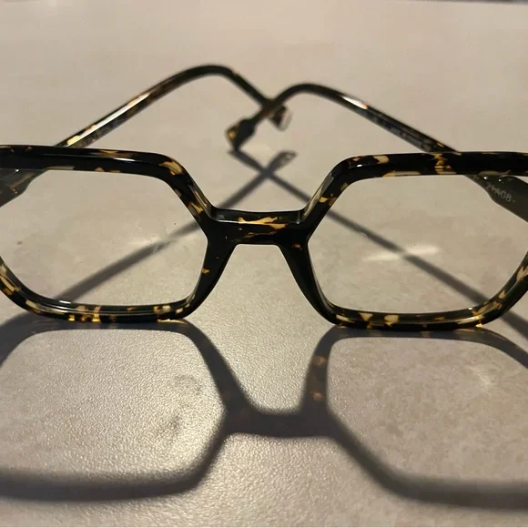 Brand new Anne Valentine tortoise shell frames - Picture 3 of 3